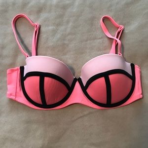 Victoria’s Secret Bikini Top 32DD